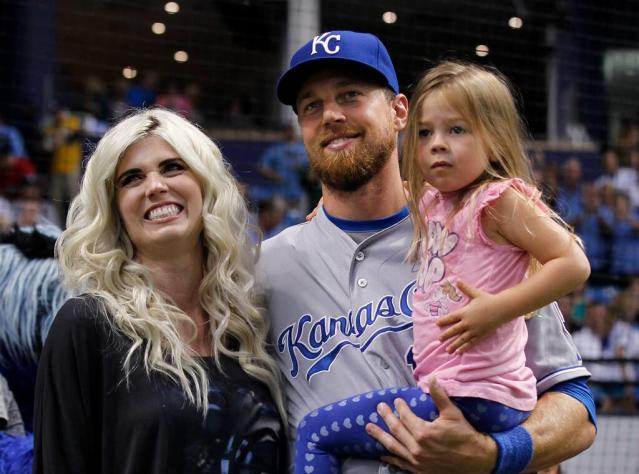 Ben Zobrist Suits up for Iowa