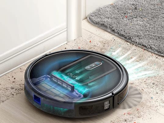 Let this robot vacuum clean your floors for you and save 30%