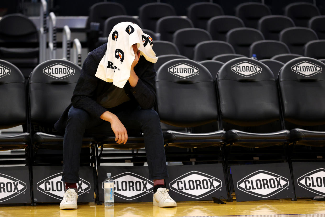 Injured Klay Thompson of the Golden State Warriors