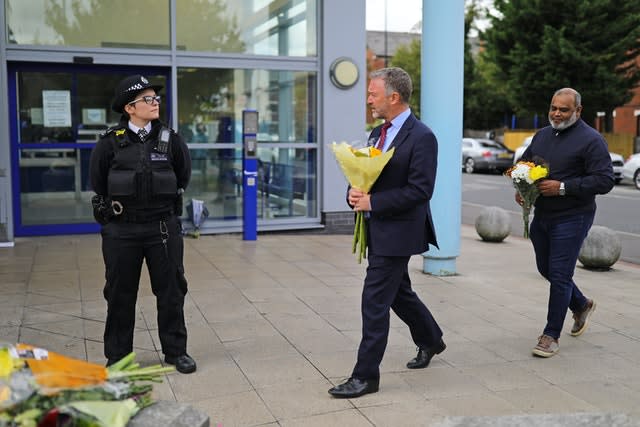 Steve Reed arrives