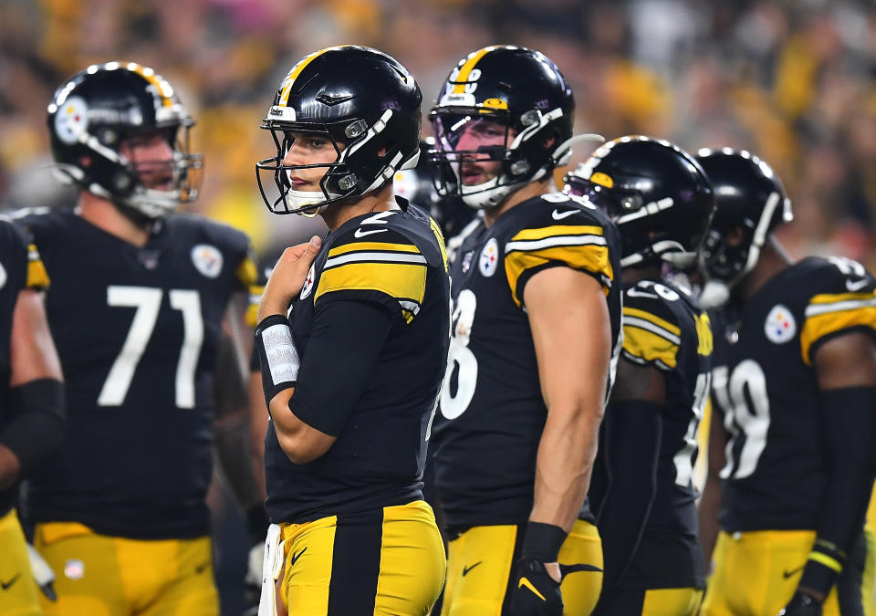 Mason Rudolph isn't allowed to audible into a QB sneak, even if the situation calls for one. (Getty)