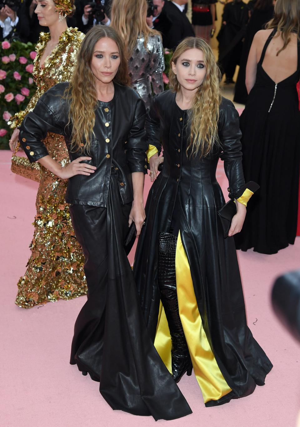 mary kate ashley olsen met gala