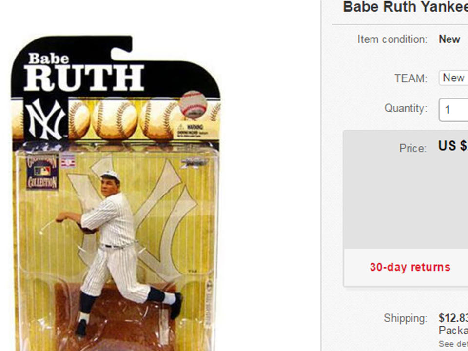 Gar nicht so alt ist die Action-Figur von Baseball-Star Babe Ruth. Sie wurde 2009 von McFarlane produziert. Der Clou: Die normalen Figuren haben eine weiße Mütze, die der Sonderedition – insgesamt 3 Stück – eine blaue. Solch ein Exemplar hat einen Wiederverkaufswert von 13.000 Dollar. Das sind über 12.200 Euro. (Bild-Copyright: ebay)