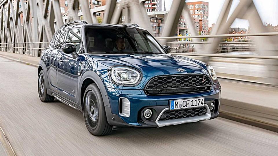 MINI Countryman推出以海濱木棧道為靈感的Countryman Boardwalk