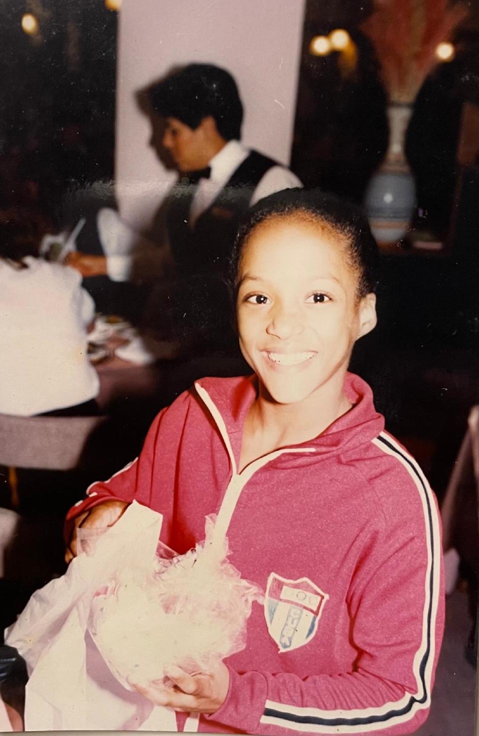 Annia Hatch con el uniforme del equipo Cuba. (Cortesía de la atleta)