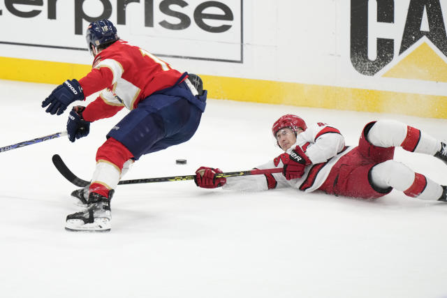 Bobrovsky gets shutout, Panthers top Hurricanes 1-0 for 3-0 lead in East  final