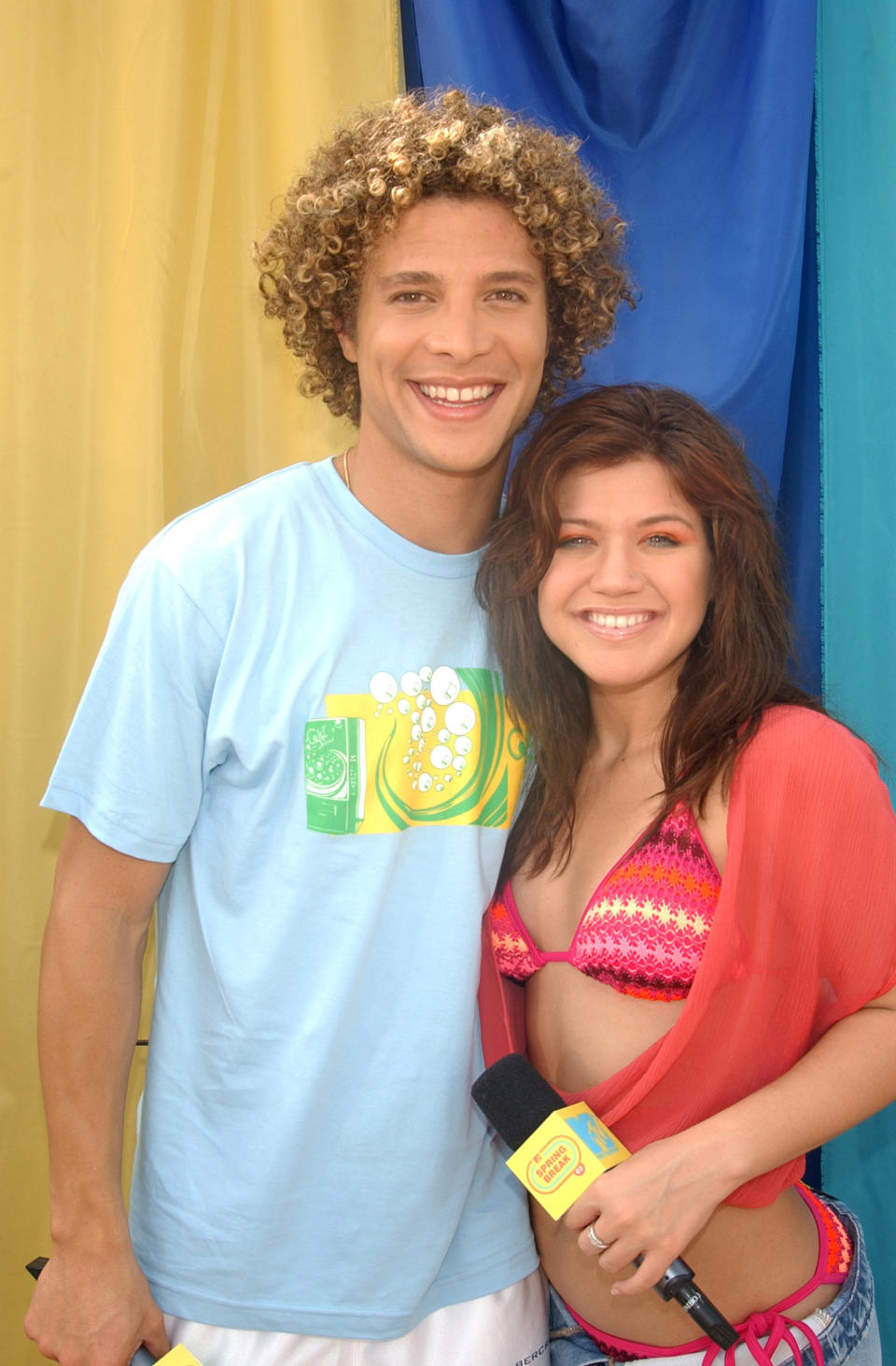 Justin Guarini and Kelly Clarkson during MTV's Spring Break - 'American Idol' Taping at Surfcomber Hotel in Miami, Florida, United States. (Photo by Theo Wargo/WireImage)