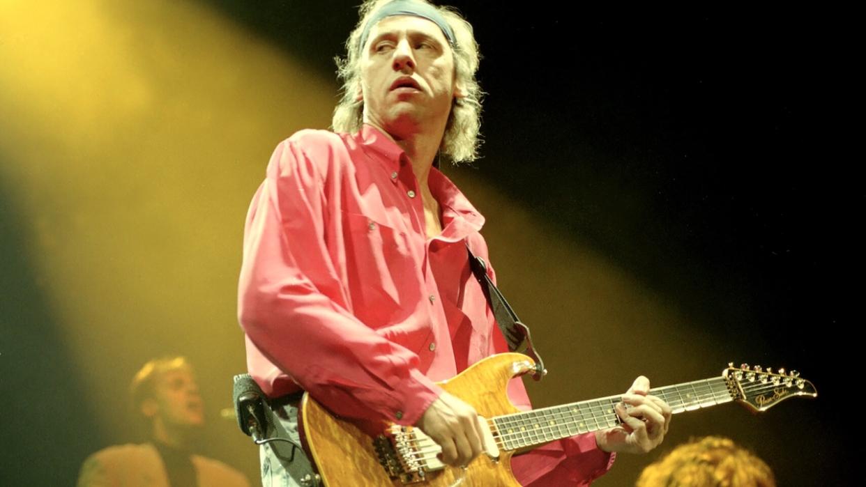  Mark Knopfler in 1992. 