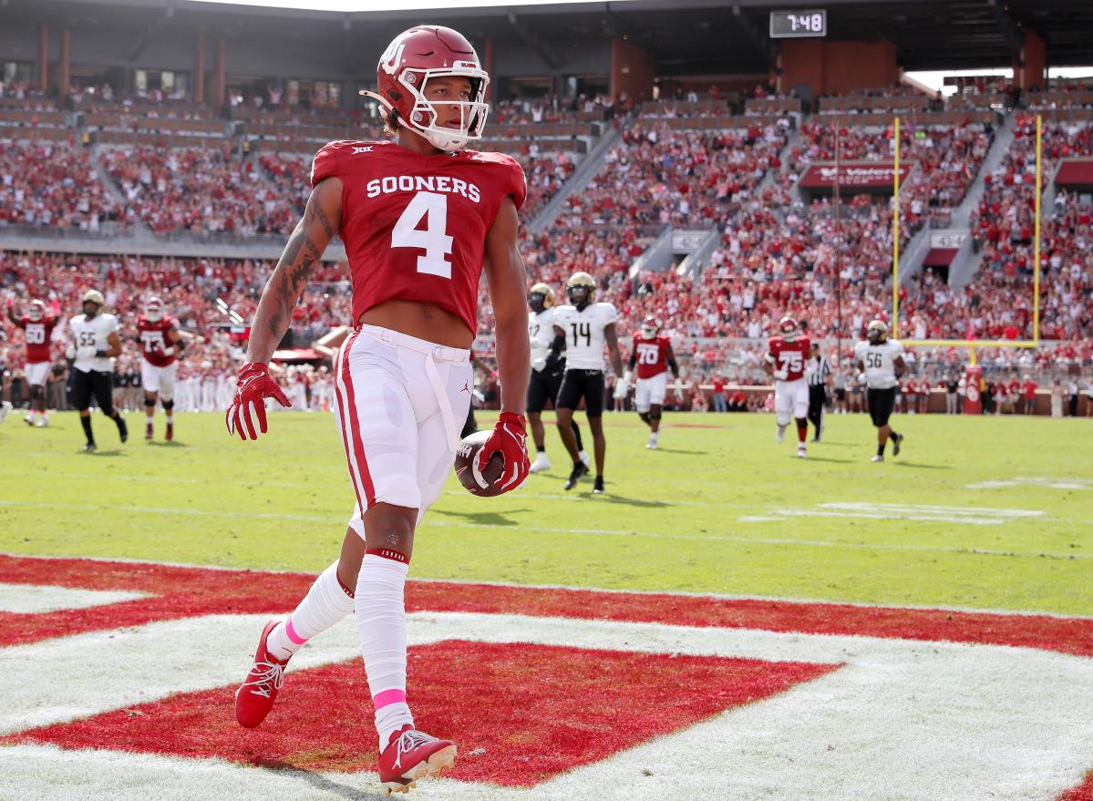 Social media reacts to the Oklahoma Sooners narrow victory over the UCF