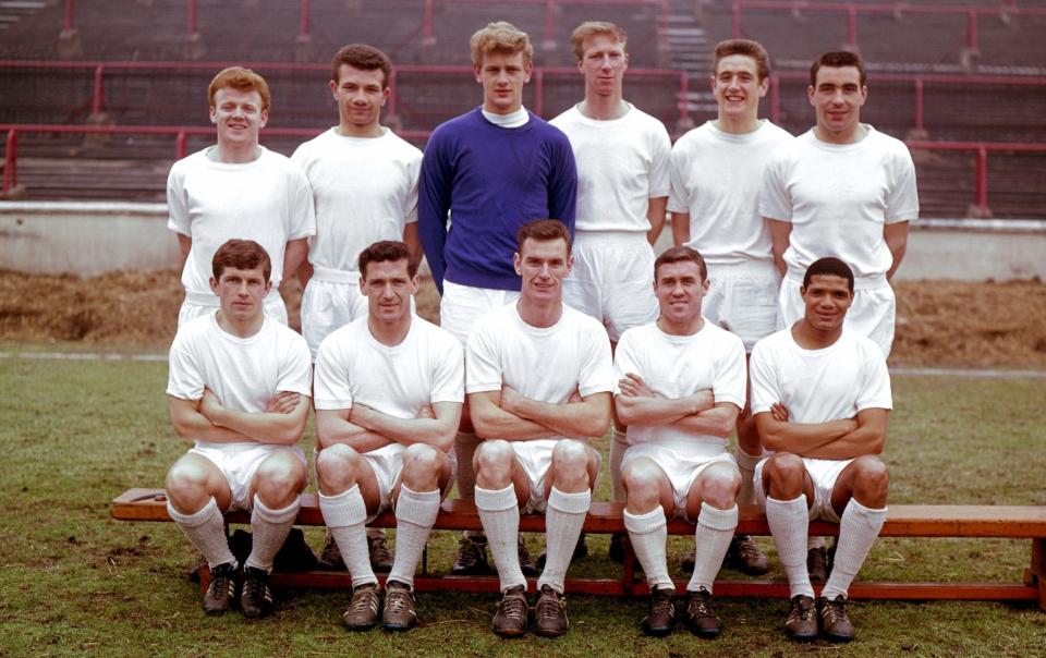 Leeds United, 1964, back row, l-r, Billy Bremner, Paul Reaney, Gary Sprake, Jack Charlton, Norman Hunter, Willie Bell; front row, l-r, Johnny Giles, Don Weston, Alan Peacock, Bobby Collins and Albert Johanneson - PA/Alamy