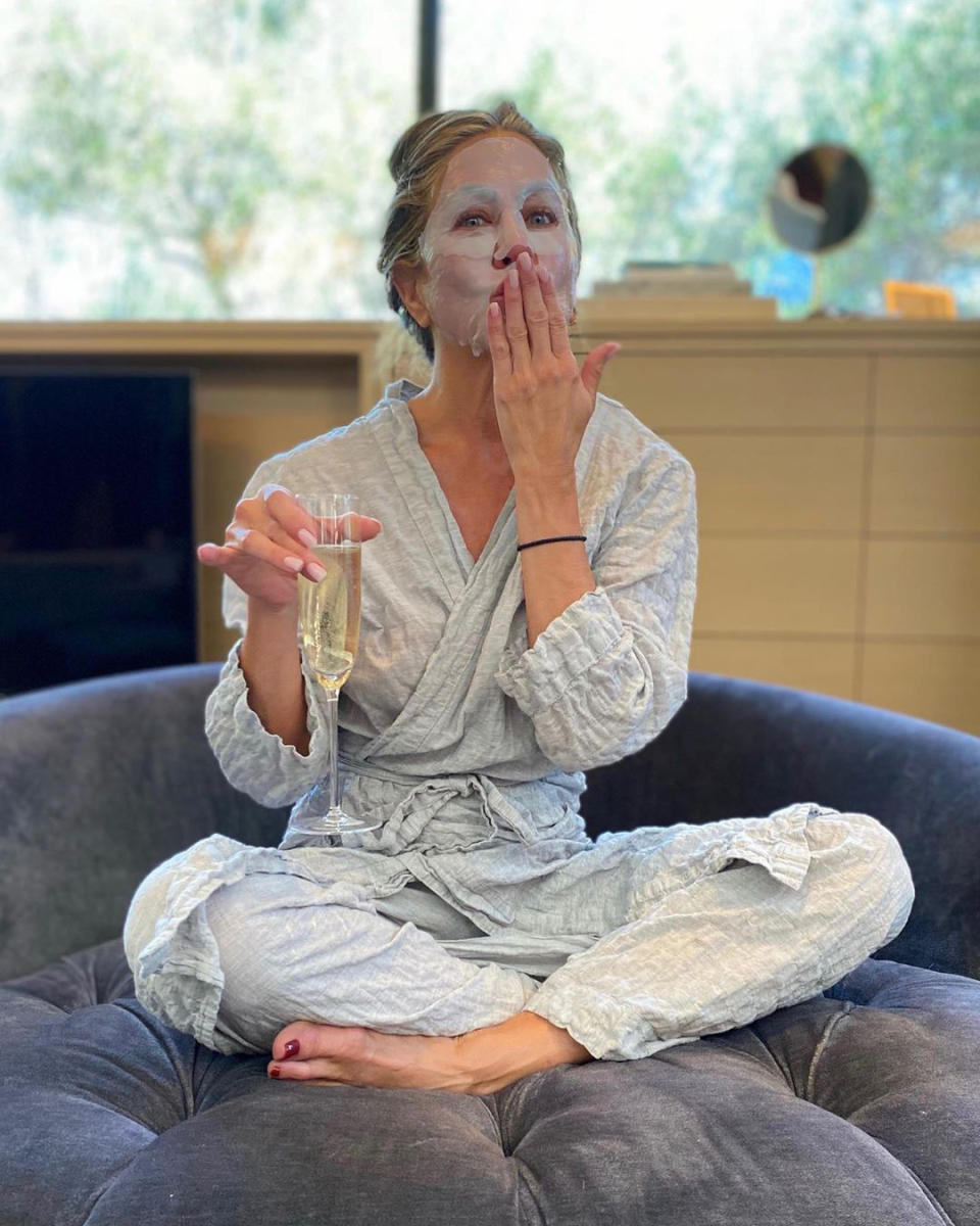 <p>The <em>Friends</em> star enjoyed a glass of bubbly and a face mask ahead of the Emmy Awards Sunday night. She took a moment to congratulate "the nominees and all of the amazing performances we’ve seen this year."</p>