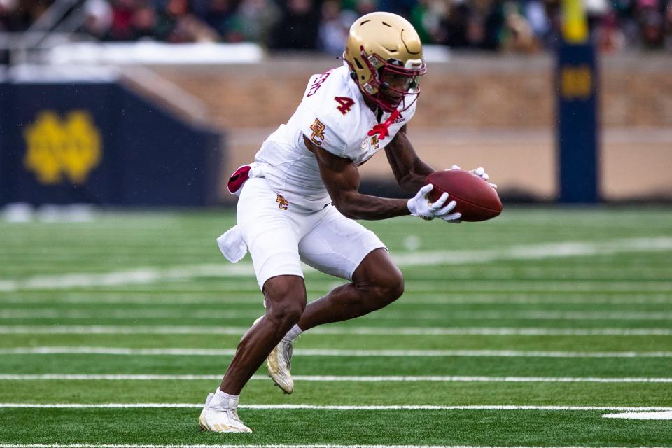 Boston College wide receiver Zay Flowers (4) makes a catch during the Notre Dame vs. Boston College NCAA football game Saturday, Nov. 19, 2022 at Notre Dame Stadium in South Bend.