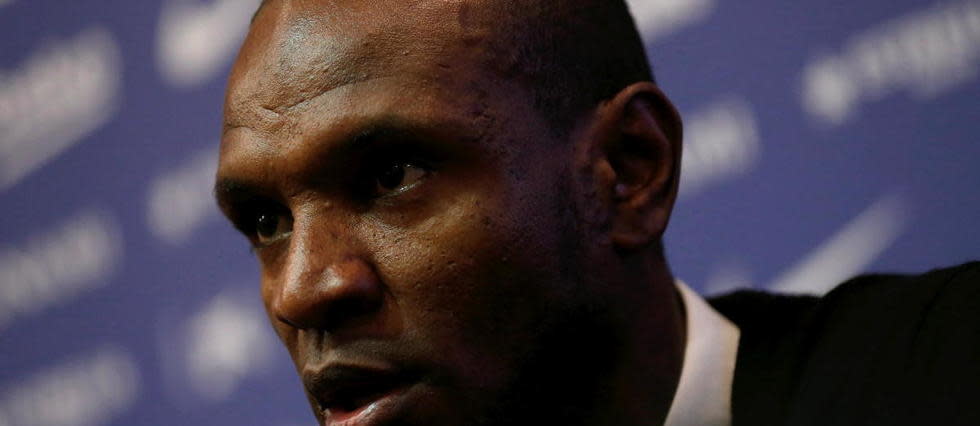 Dans le cadre de l'affaire Hamraoui, l'ancien joueur de l'équipe de France Éric Abidal devrait être prochainement entendu par les enquêteurs, qui ont établi que la puce du téléphone de la footballeuse du Paris Saint-Germain était à son nom. (Image d'illustration)
