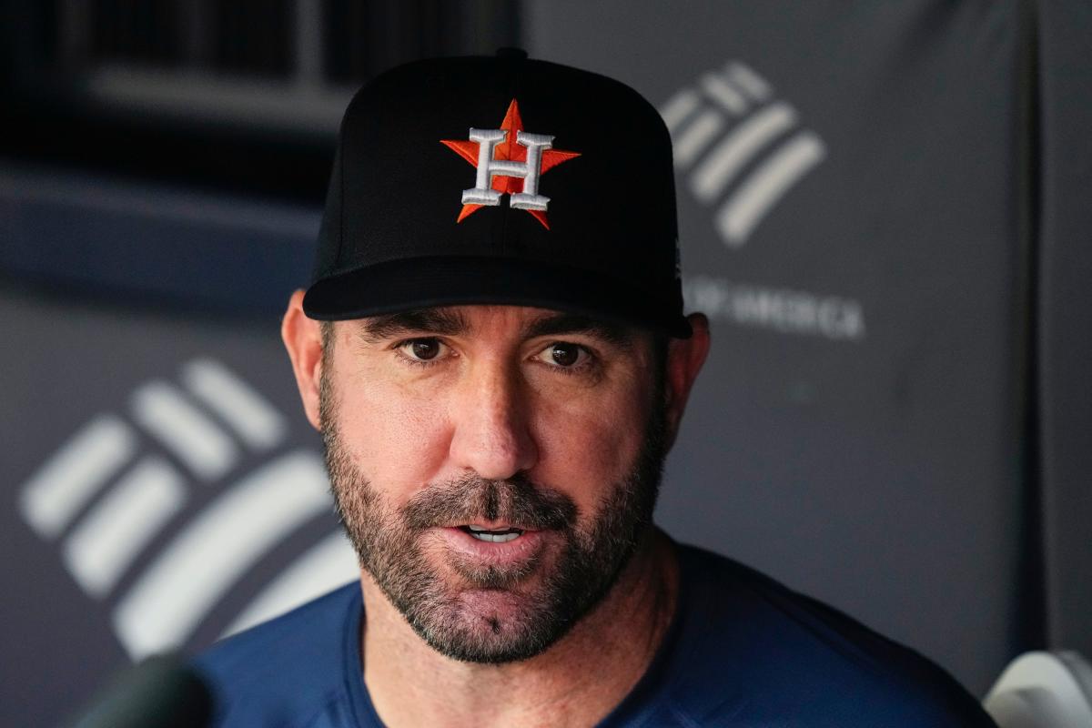 It Feels Weird Justin Verlander Happy To Be Back With Astros No