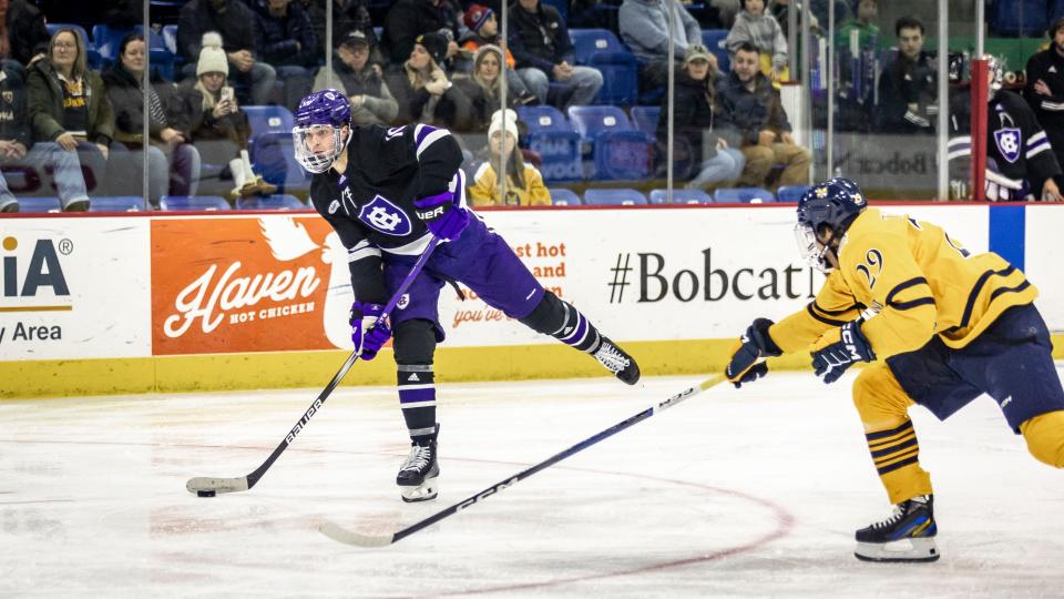 Liam McLinskey's game has blossomed at Holy Cross after transferring from Quinnipiac.