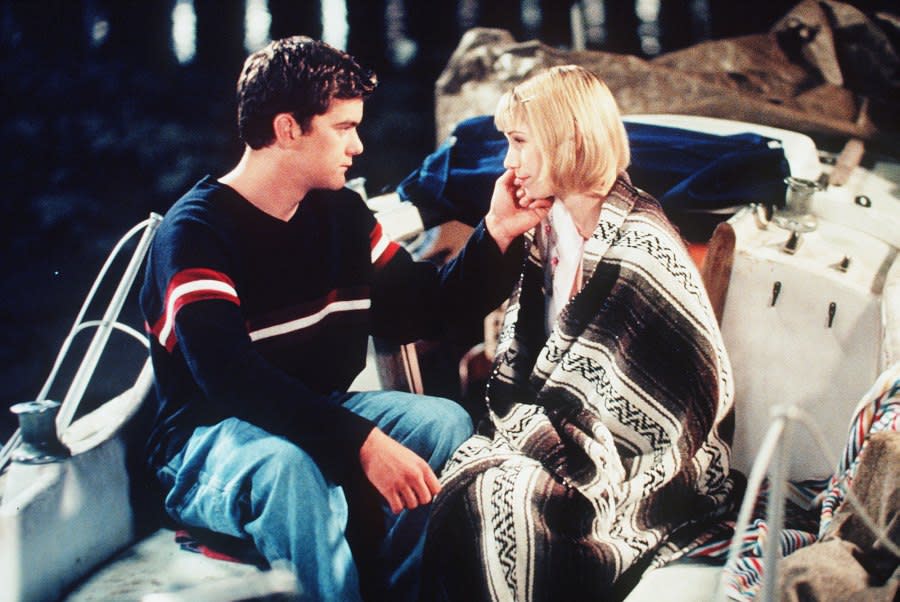 Meredith Monroe Joshua Jackson Most Swoon-Worthy Dawson’s Creek Moments