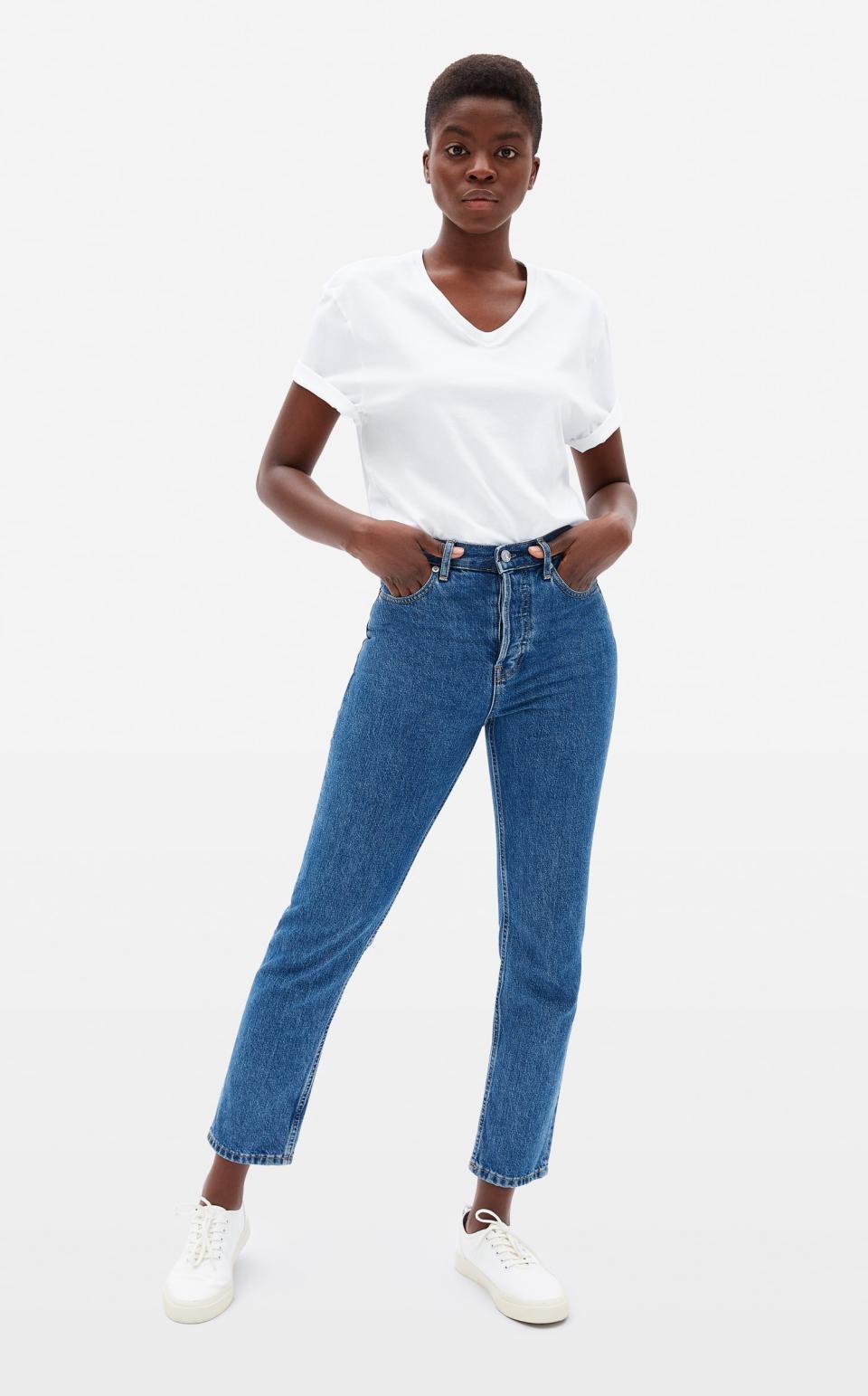 The ’90s Cheeky Straight Jean. Image via Everlane.