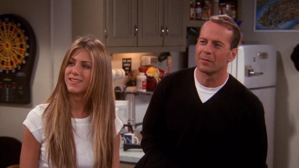 Jennifer Aniston and Bruce Willis on season six of 