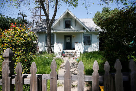 A house at 1010 Hope St is pictured in South Pasadena, California, United States April 5, 2017. REUTERS/Danny Moloshok