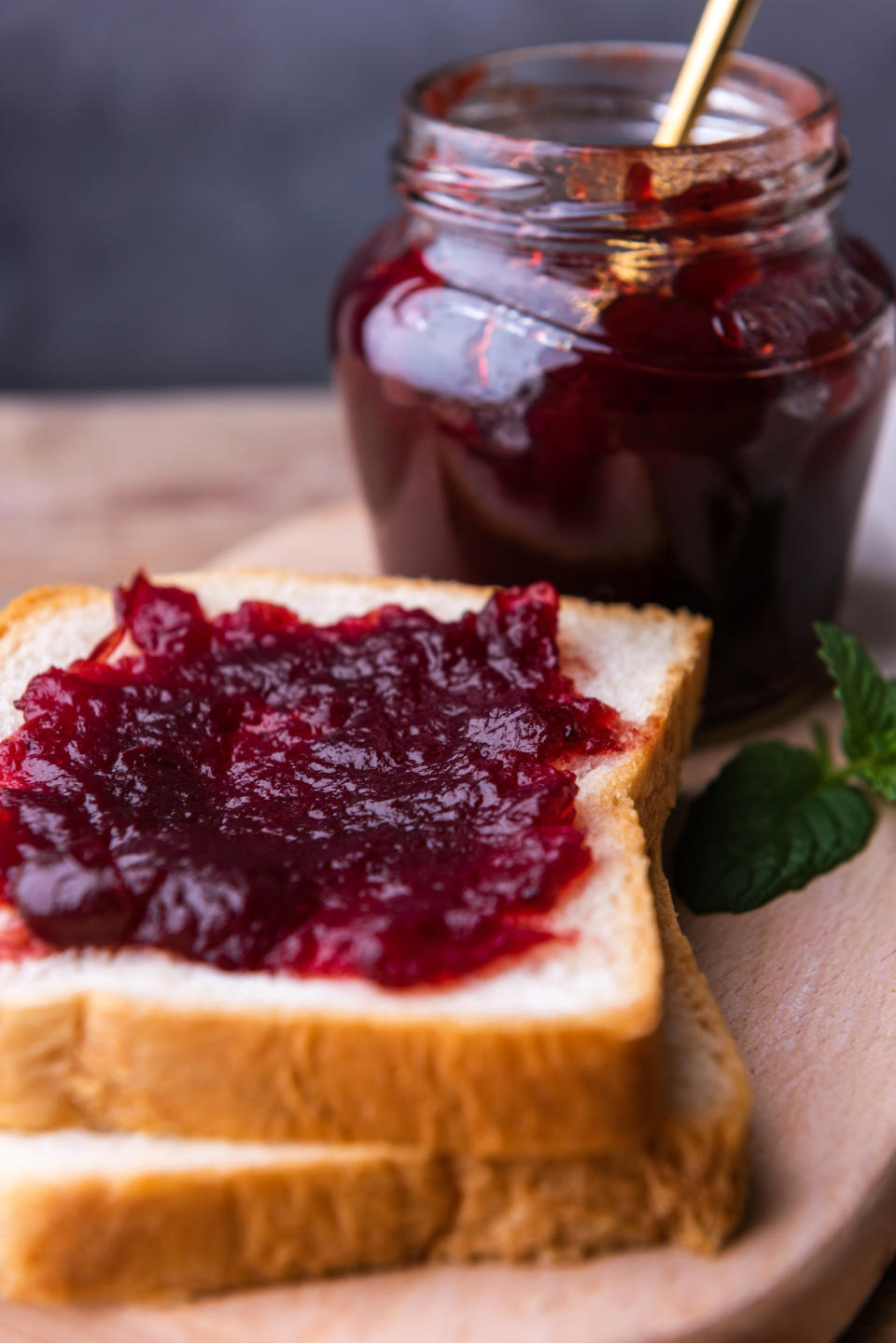 Sandwich with white bread and cranberry jam