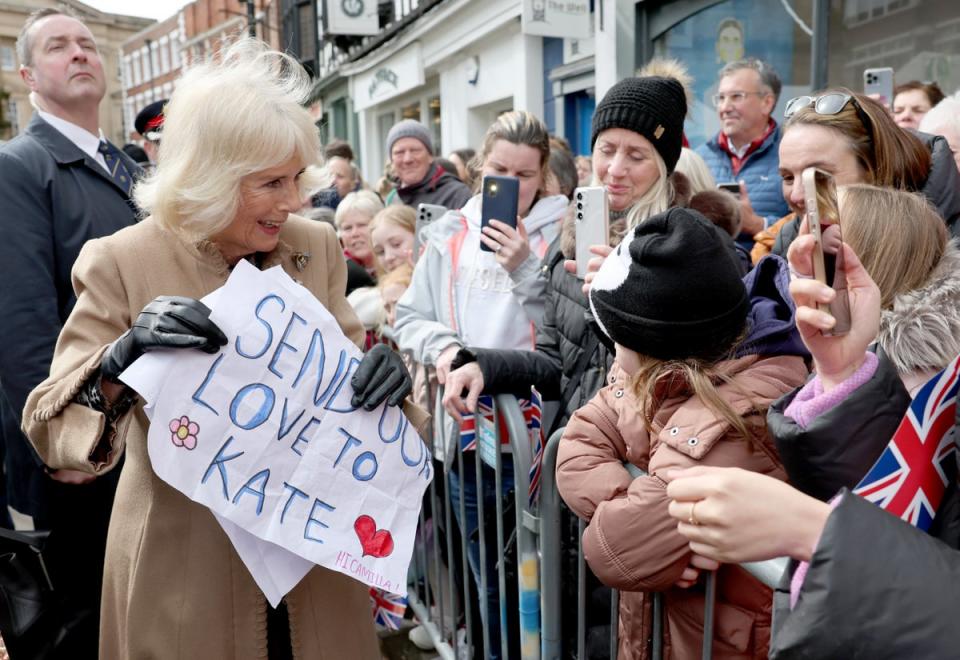 The Queen said the Princess of Wales ‘will be thrilled’ after she received posters with messages of love to Kate (Getty Images)
