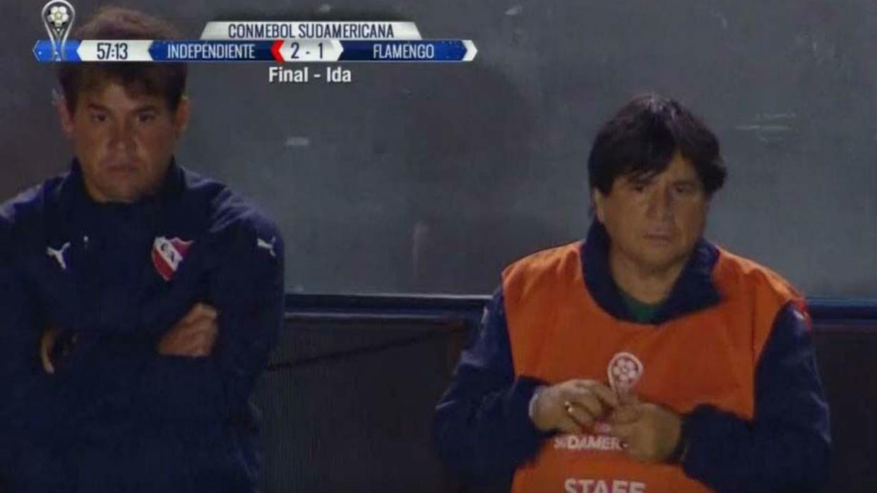 El “sanador” que acompañó a la Selección argentina ante Ecuador estuvo en el Libertadores de América. Ya había ido a la cancha frente a Libertad.