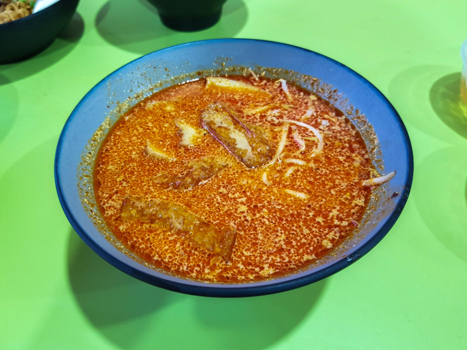 mr meepok - laksa