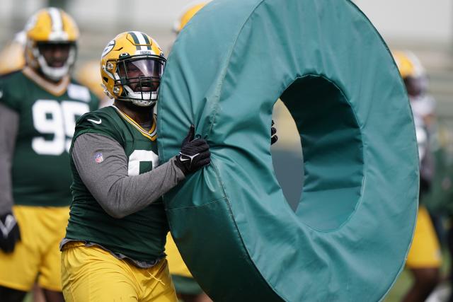 Packers signing DT Devonte Wyatt, first 2022 first-rounder to sign rookie  contract, followed by teammate LB Quay Walker