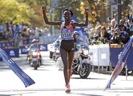 Mary Keitany of Kenya crosses the finish line to win the womens field of the 2016 New York City Marathon in Central Park in the Manhattan borough of New York City, New York, U.S. November 6, 2016. REUTERS/Mike Segar