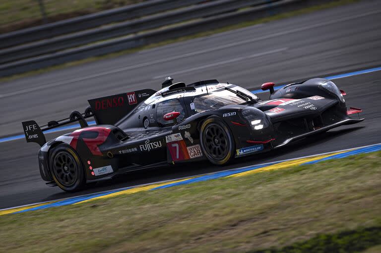 José María López, uno de los tres pilotos del Toyota número 7, procura su segunda conquista de una de las tres carreras más emblemáticas del automovilismo de pista: 24 Horas de Le Mans.