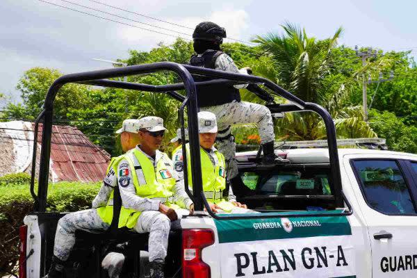 operativo de autoridades ante la llegada del huracán beryl a la península de yucatán