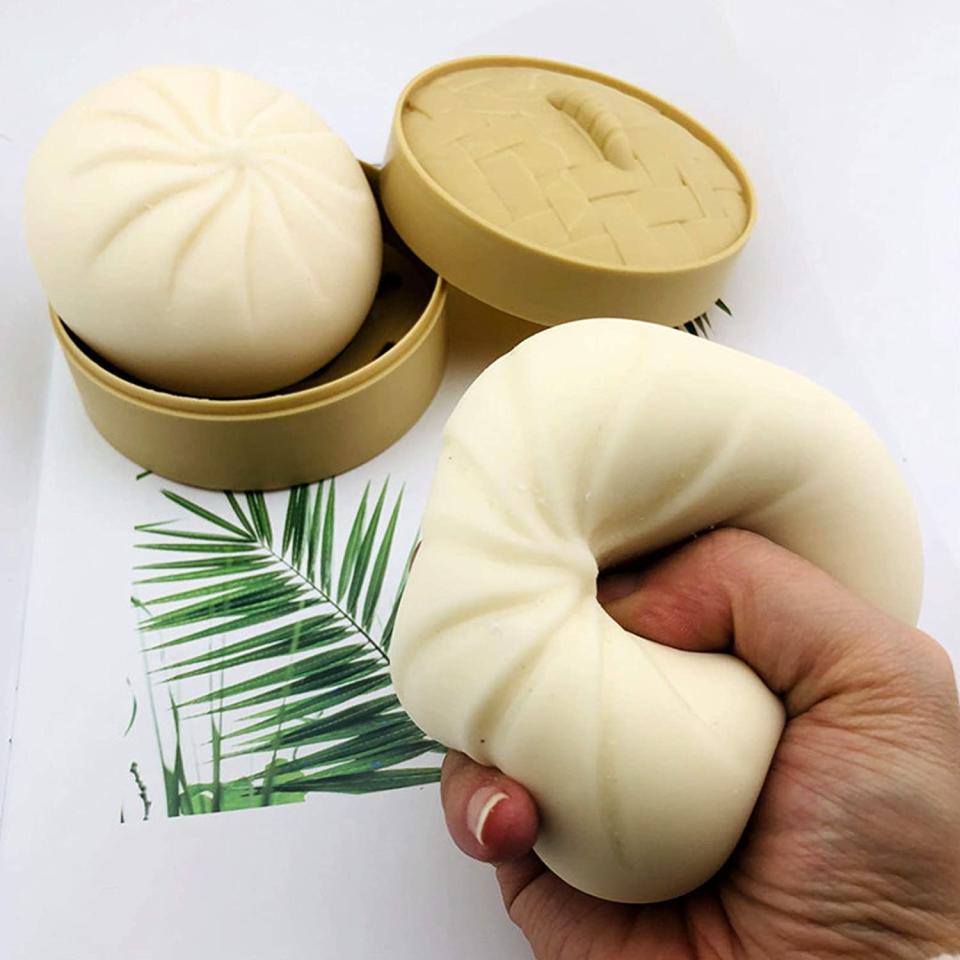 helegeSONG Steamed Buns Squishys