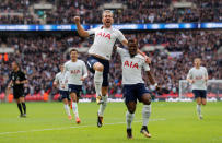 Soccer Football - Premier League - Tottenham Hotspur vs Liverpool - Wembley Stadium, London, Britain - October 22, 2017 Tottenham's Harry Kane celebrates scoring their first goal with Serge Aurier REUTERS/Eddie Keogh