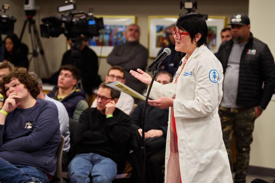 Fumiko Chino, MD, a radiation oncologist at Memorial Sloan Kettering Cancer Center, offers her opinion during the MTA’s hearing. James Keivom