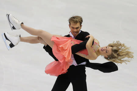 FILE PHOTO: Penny Coomes and Nicholas Buckland of Britain perform during the ice dance short dance program at the ISU European Figure Skating Championship in Bratislava, Slovakia, January 28, 2016. REUTERS/David W Cerny/File Photo