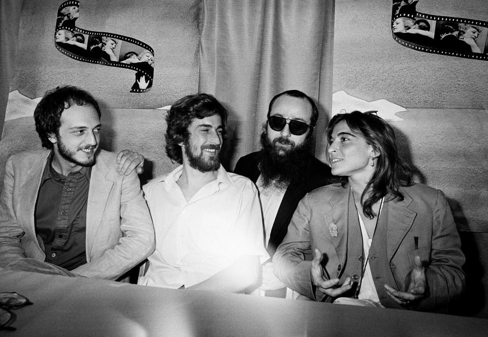 1978, Fabio Traversa, Nanni Moretti, Paolo Zaccagnini e Lina Sastri presentano "Ecce Bombo" al 31esimo Festival di Cannes (AP Photo/Levy).