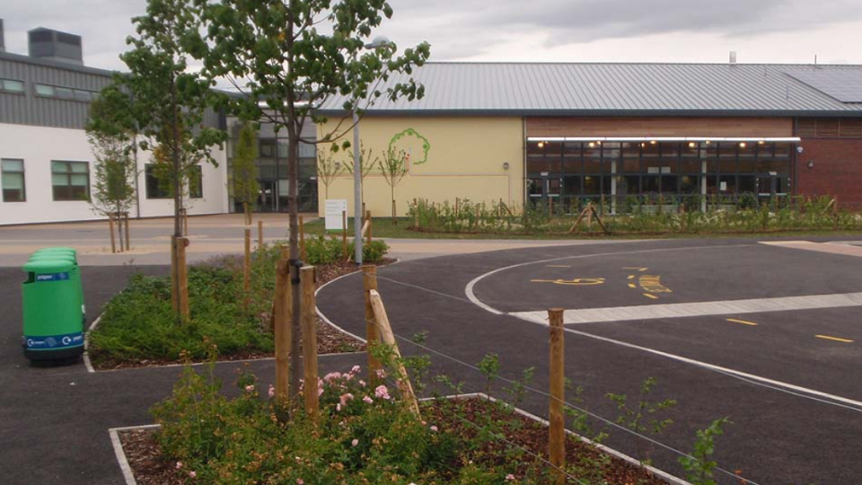 Photo of Melksham Oak community school 