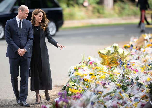 The Prince and Princess of Wales view floral tributes at Sandringham on Sept. 15 in King's Lynn, England. (Photo: Samir Hussein via Getty Images)