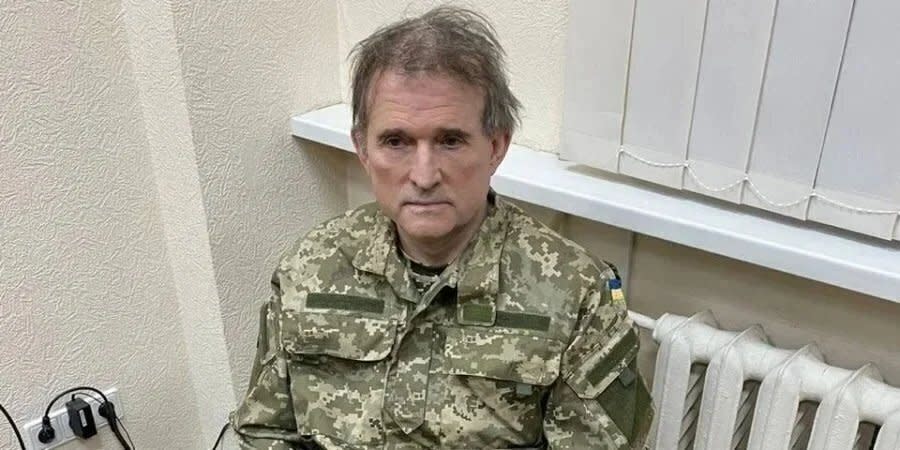 Viktor Medvedchuk was wearing the Ukrainian military uniform the day he was caught