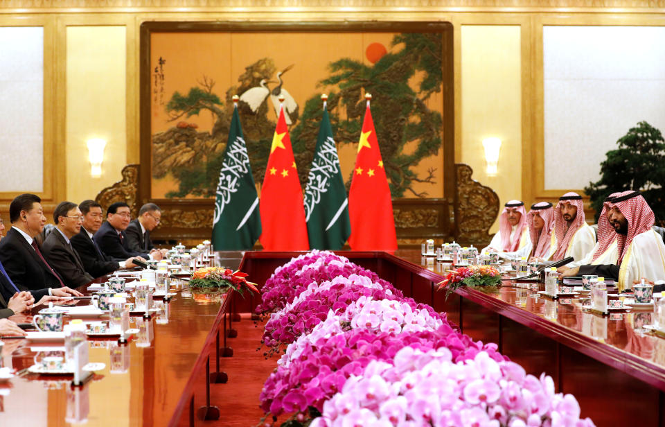 Saudi Crown Prince Mohammed bin Salman (far right) meets with Chinese President Xi Jinping (far left) at the Great Hall of the People in Beijing, China, on Feb. 22, 2019. (Photo: Reuters)