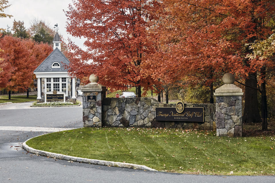 El acceso al Trump National Golf Club en Bedminster, Nueva Jersey, el 2 de noviembre de 2018. (Christopher Gregory/The New York Times)