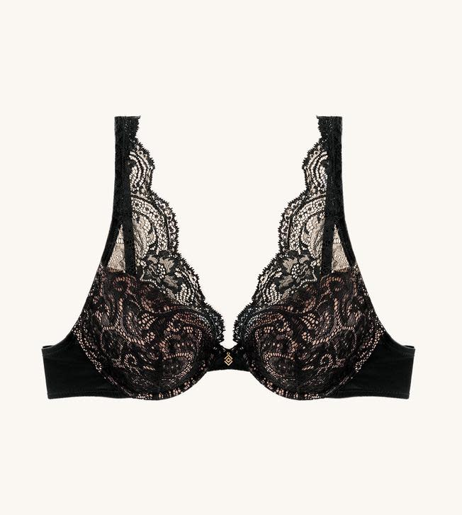 5) 24/7 Lace Contour Plunge Bra