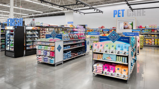 Walmart Celebrates Re-Grand Opening of 117 Remodeled Stores Across