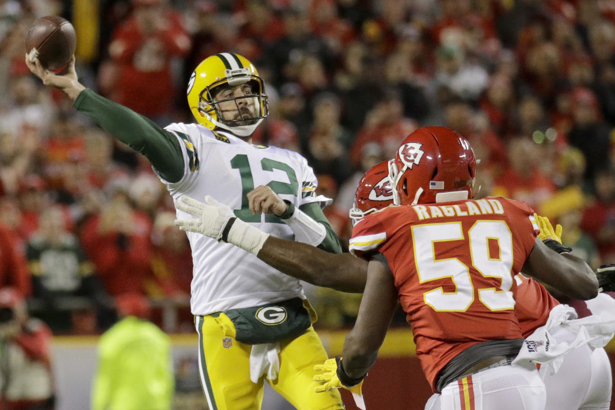 Why Aaron Rodgers' grade was just average versus Chiefs