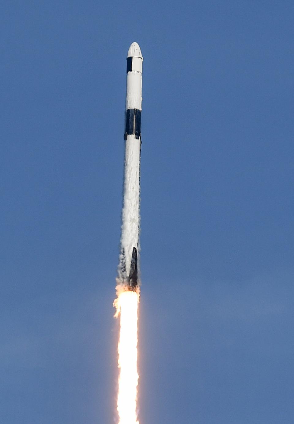 A SpaceX Falcon 9 rocket lifts off from Pad 39A at Kennedy Space Center, FL Saturday, November 26, 2022. The rocket is ferrying supplies to the International Space Station.  Mandatory Credit: Craig Bailey/FLORIDA TODAY via USA TODAY NETWORK