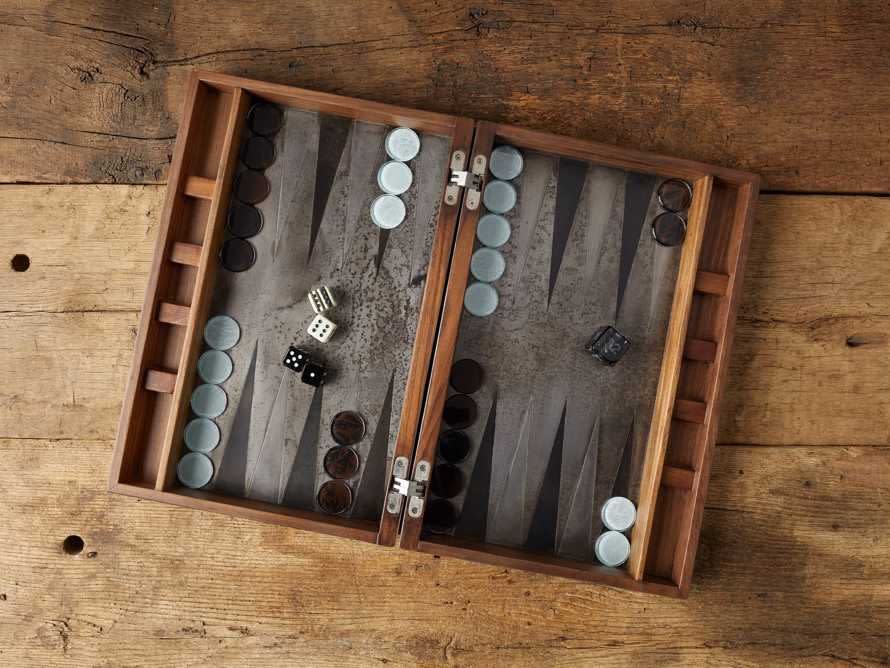 4) Sierra Backgammon Set