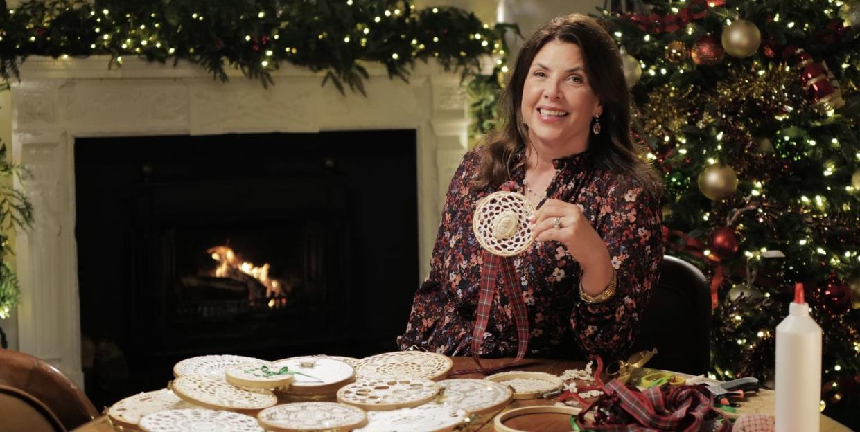 kirstie allsopp with doily craft