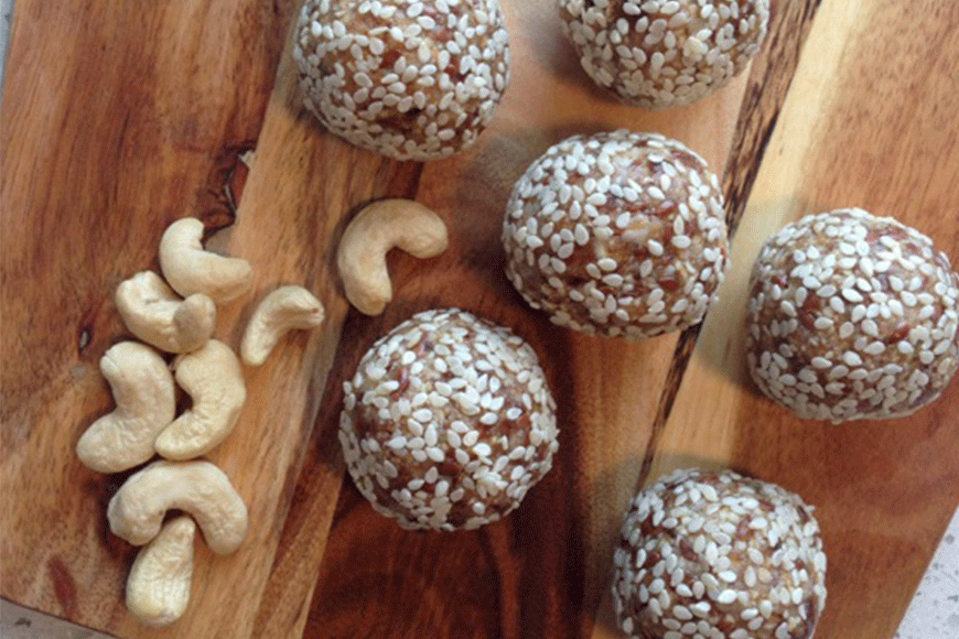 Cashew and Vanilla Coconut Bliss Balls