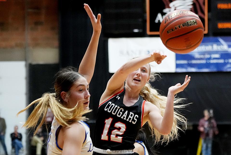 Viborg-Hurley standout Coral Mason will walk on for the University of South Dakota women's basketball. Mason is a two-time Class B All-State first team selection who helped lead Viborg-Hurley to consecutive state B girls basketball titles.
