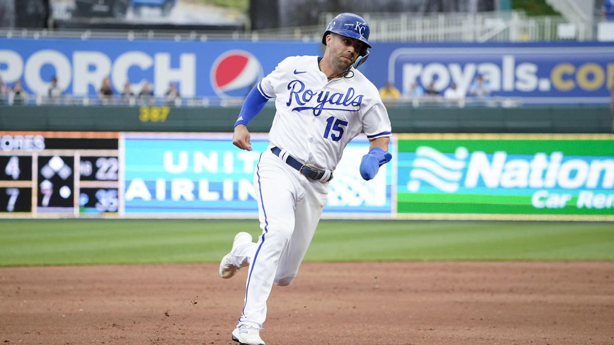 Whit Merrifield vaccinated, excited to join Blue Jays